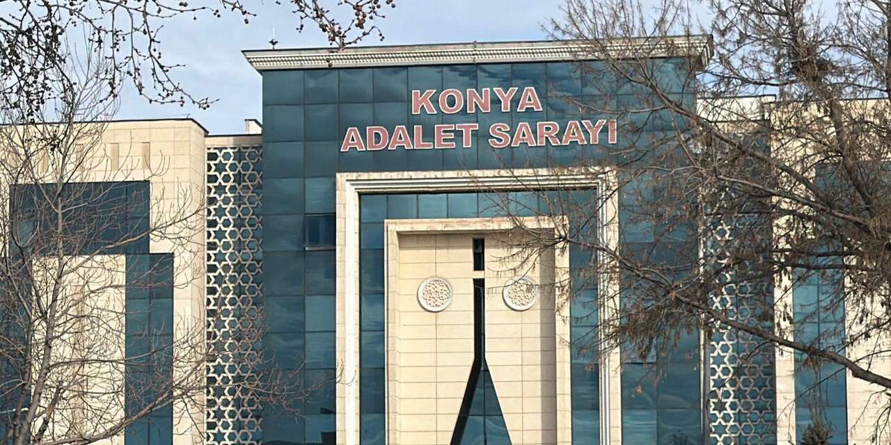 Konya’da dikkat çeken dava sonuçlandı! Avukat ve katibe hem hapis hem para cezası 2